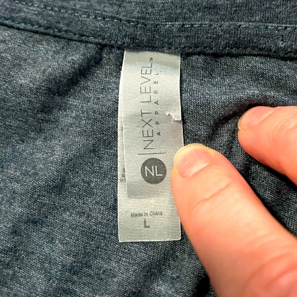 Retro / Vintage style short sleeve top. Dark gray in good condition. - Picture 5 of 5